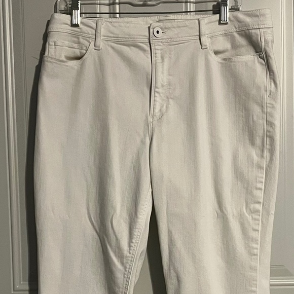 J.Jill White Denim Jeans Women’s Size 12 High Rise Cropped Ankle Stretch - Picture 1 of 7